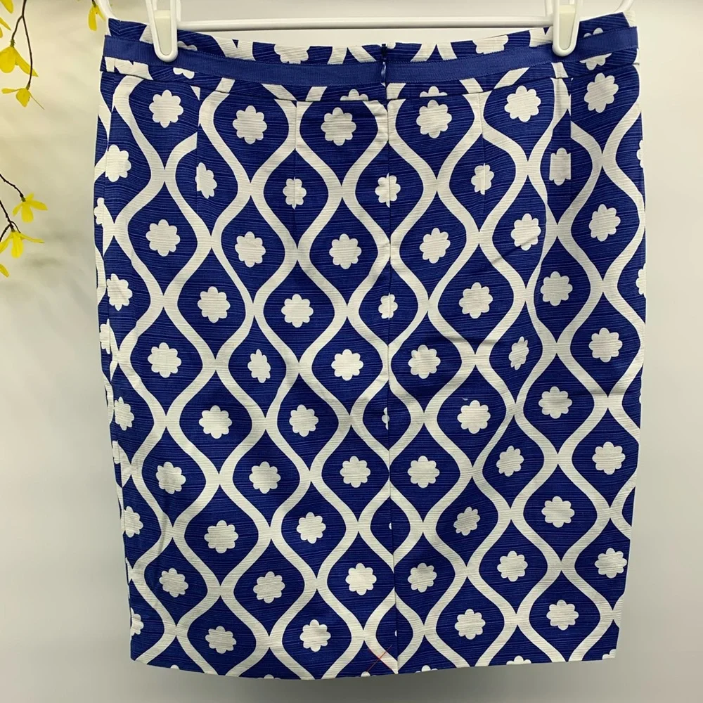 Boden Pencil Skirt Blue White Prints Size 10P‎